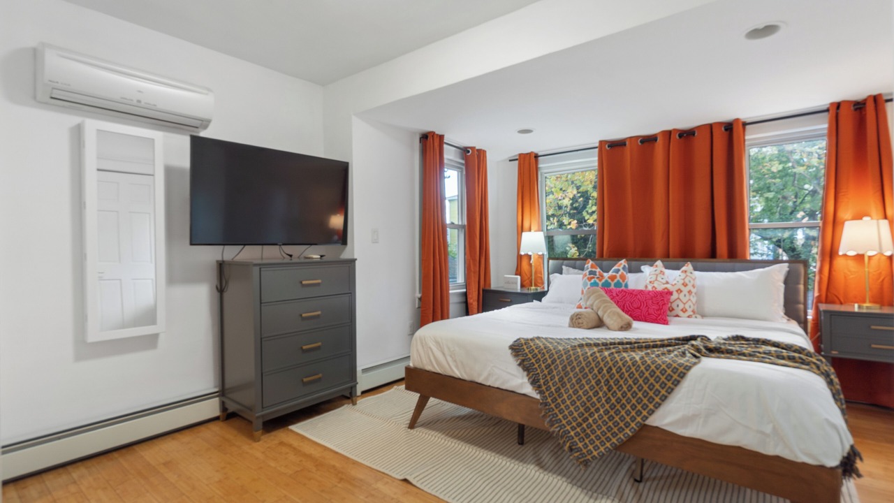 Photo of Bedroom in North Bergen