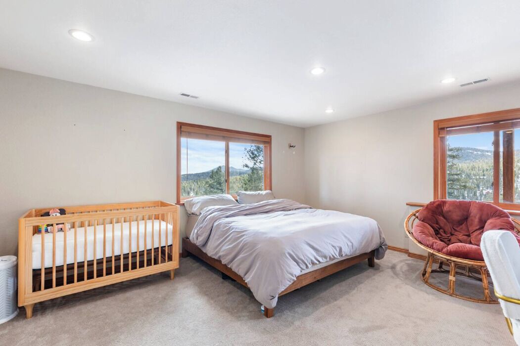 Photo of Bedroom in Shadow Mountain