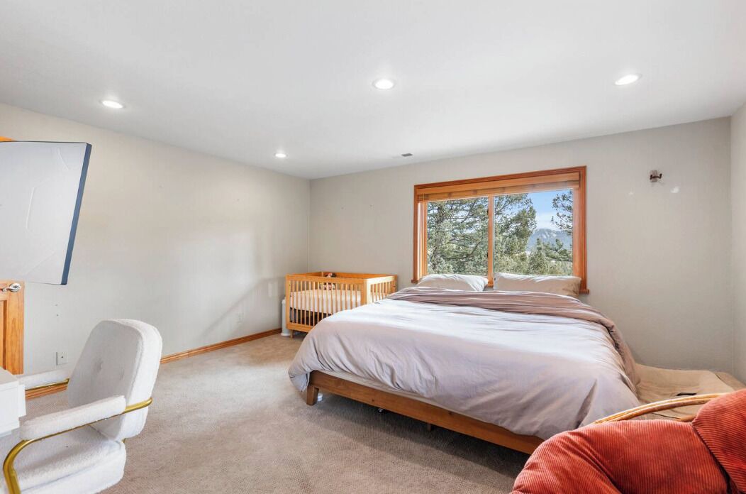 Photo of Bedroom in Shadow Mountain