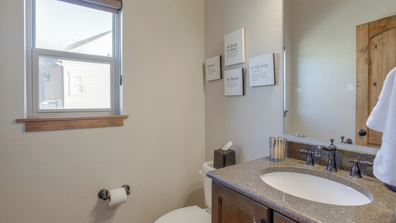 Photo of Bathroom in Rendezvous
