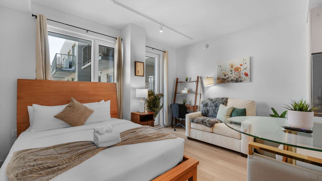 Photo of Bedroom in Greenpoint