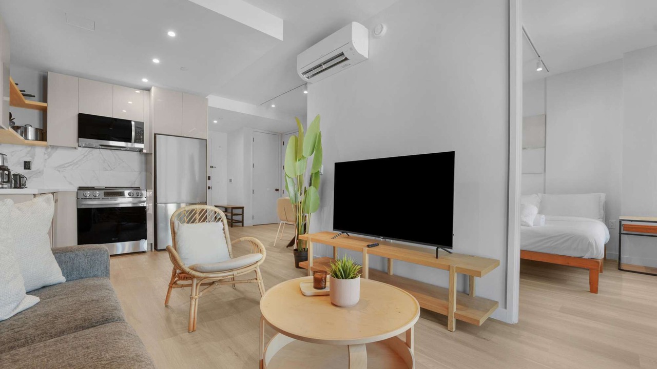 Photo of Livingroom in Greenpoint