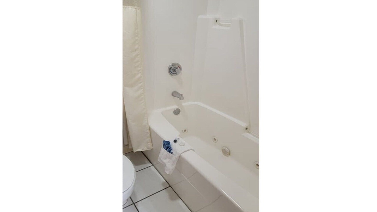 Photo of Bathroom in Texhoma