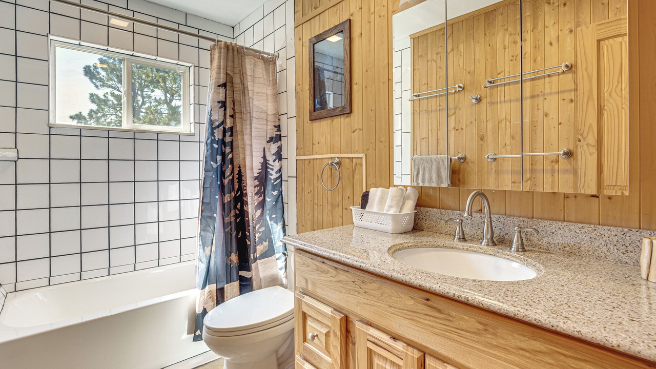 Photo of Bathroom in Cascade-Chipita Park