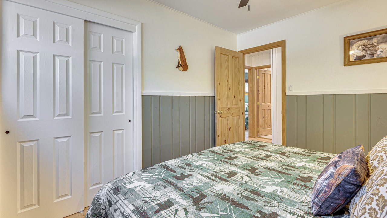 Photo of Bedroom in Cascade-Chipita Park