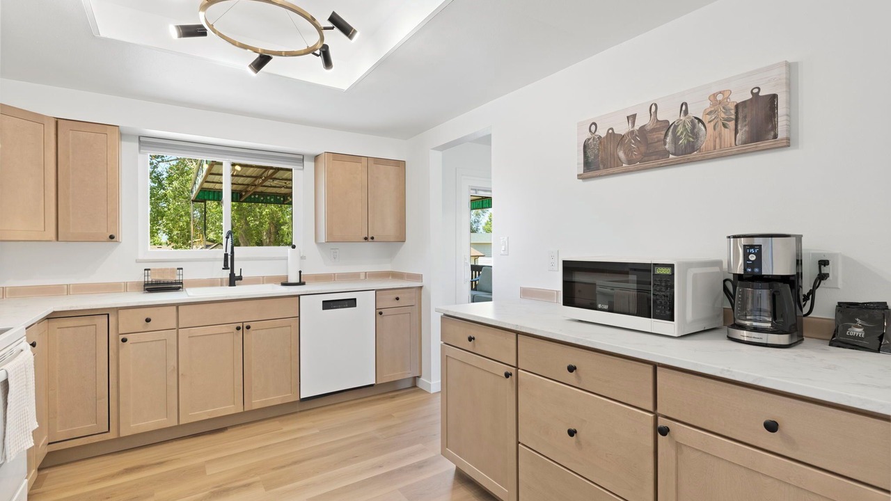 Photo of Kitchen in Security-Widefield