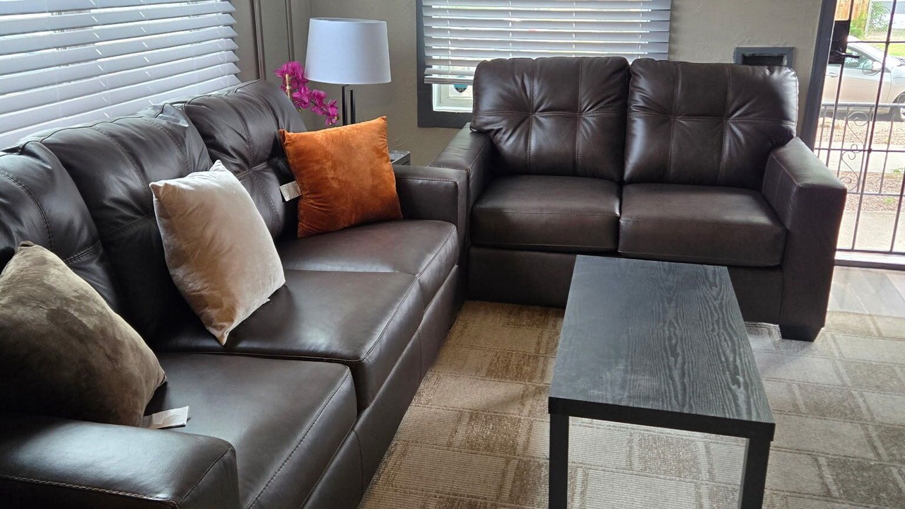 Photo of Livingroom in Pueblo
