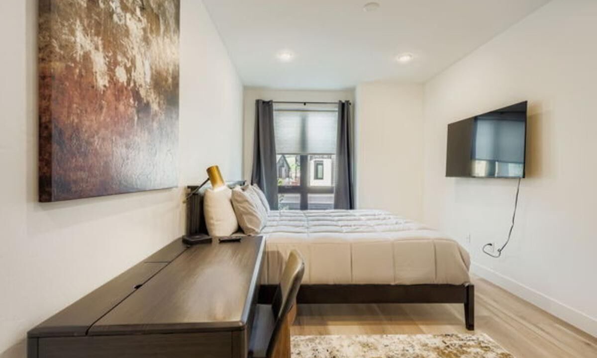 Photo of Bedroom in Willow Grove