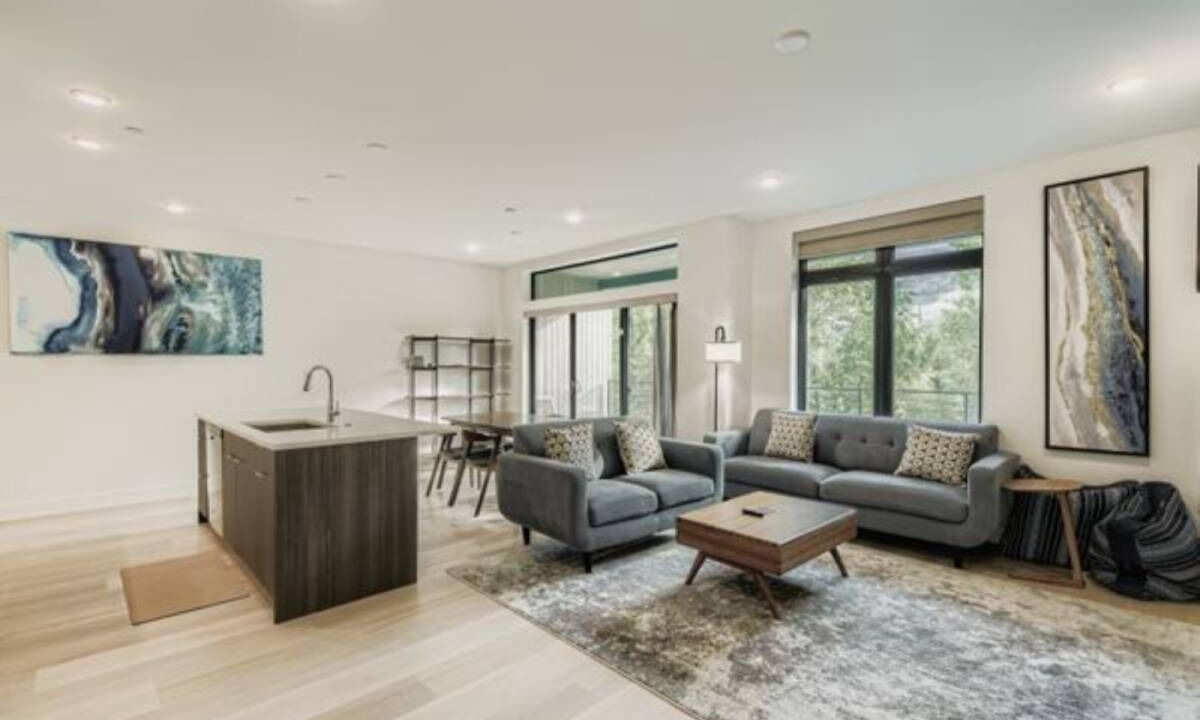 Photo of Livingroom in Willow Grove