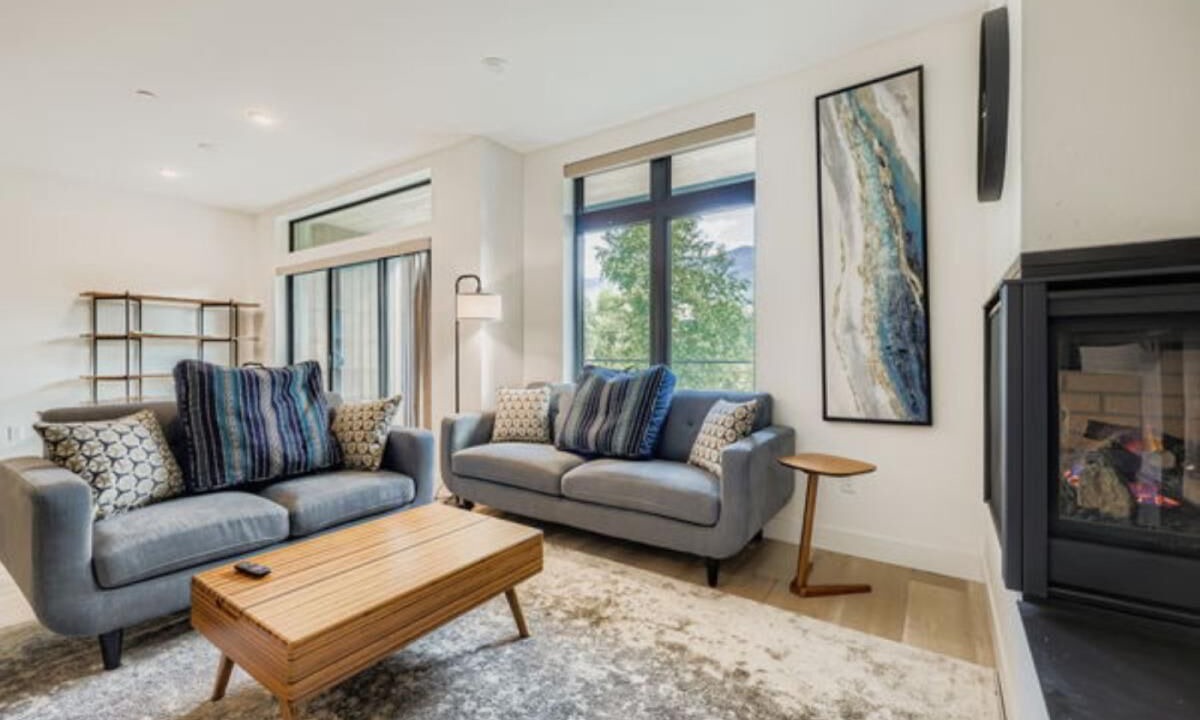 Photo of Livingroom in Willow Grove