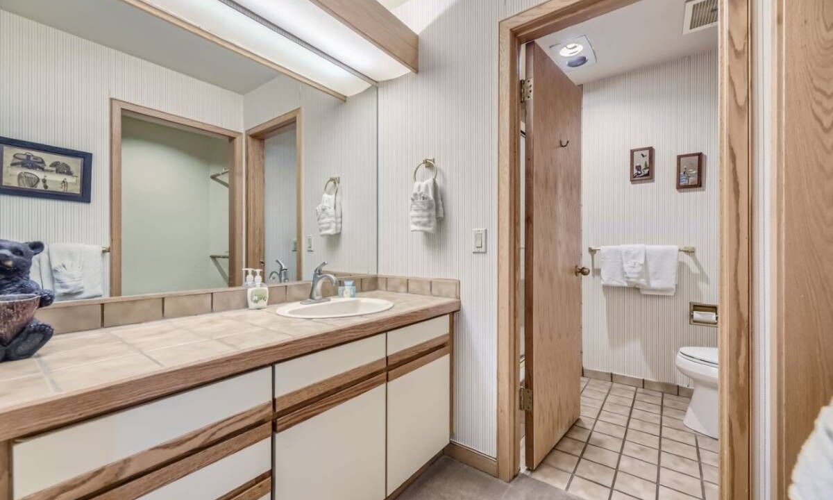Photo of Bathroom in Mountain House