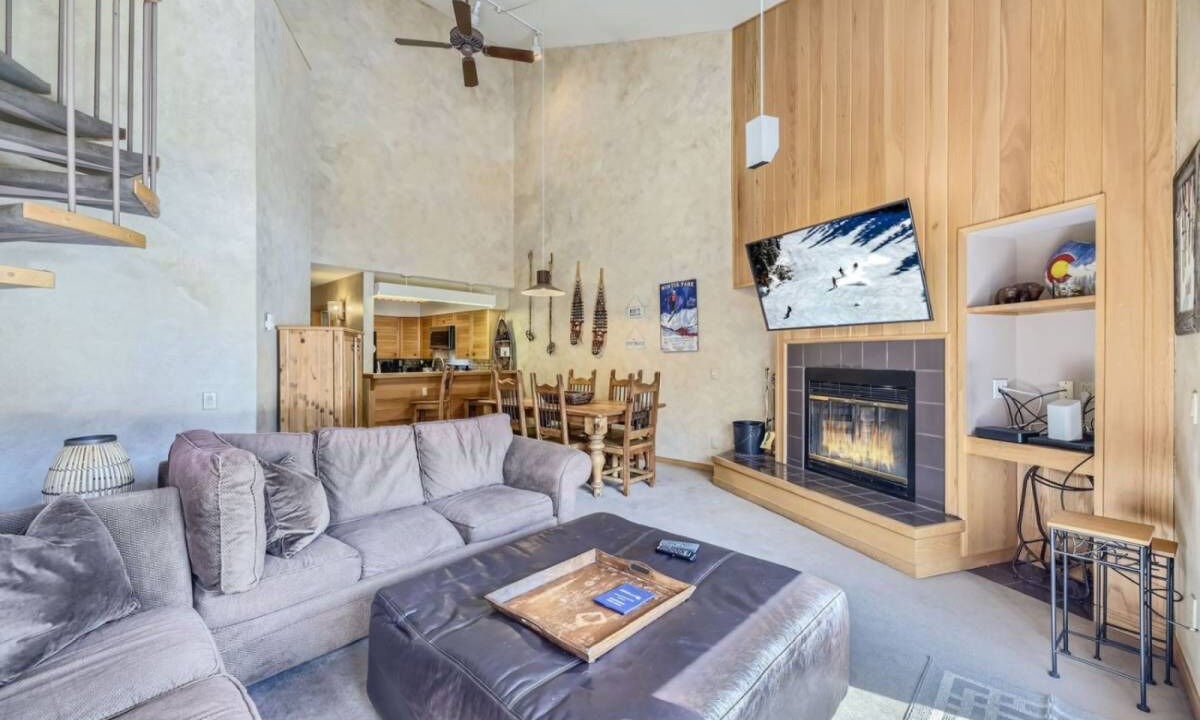 Photo of Livingroom in Mountain House