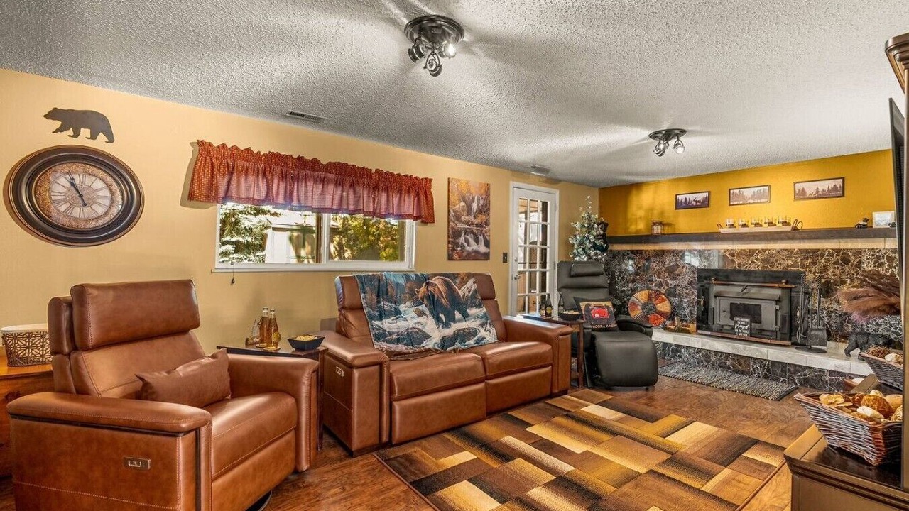 Photo of Bedroom in Northeast Colorado Springs