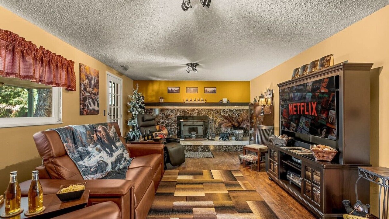 Photo of Bedroom in Northeast Colorado Springs