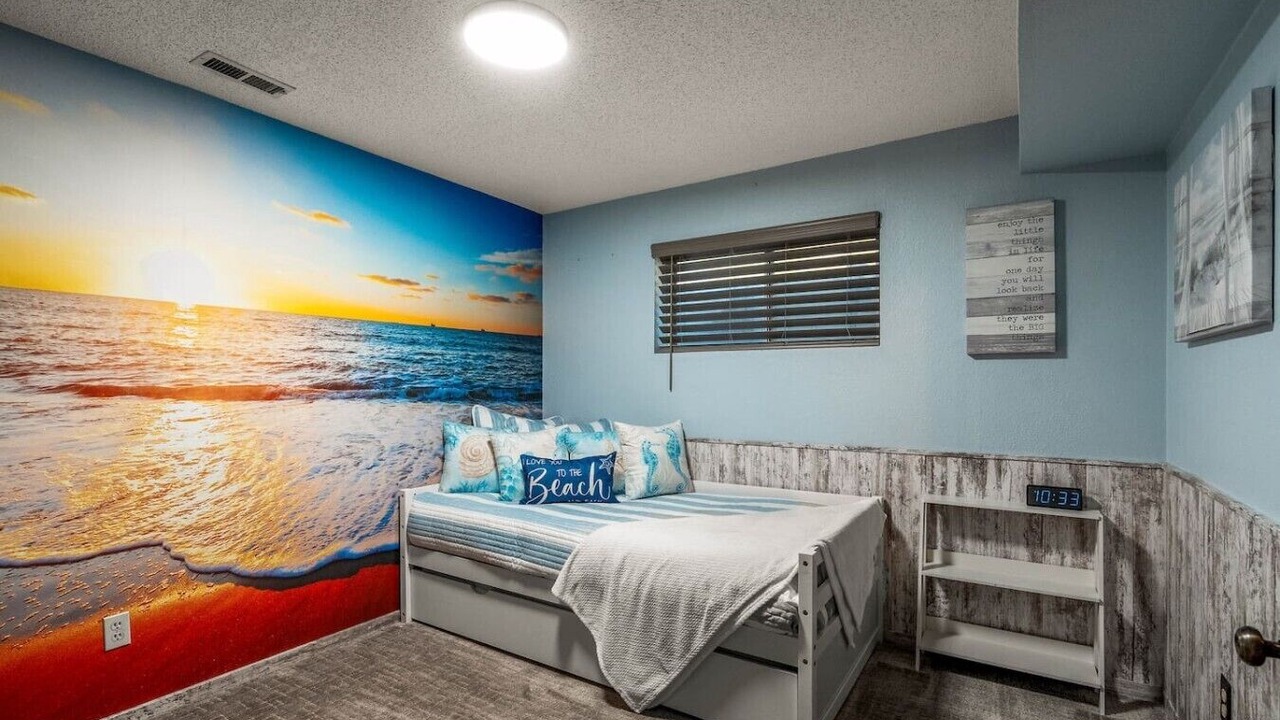 Photo of Bedroom in Northeast Colorado Springs