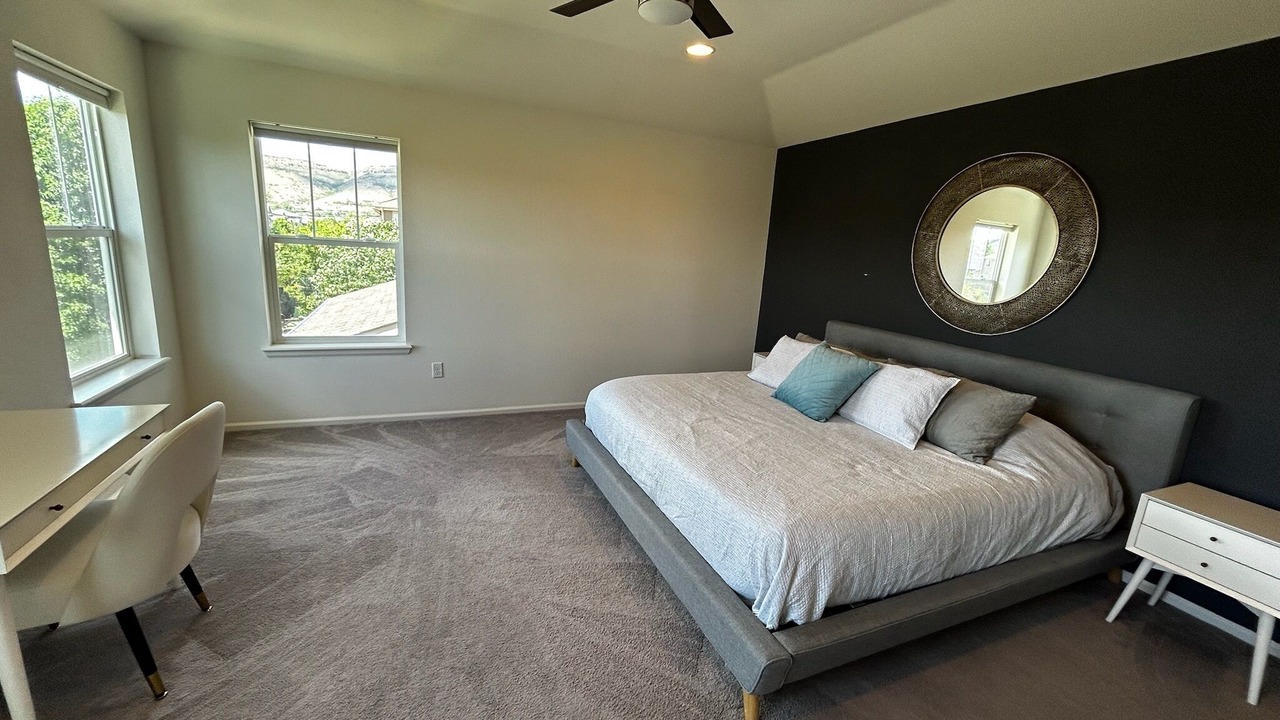 Photo of Bedroom in Golden