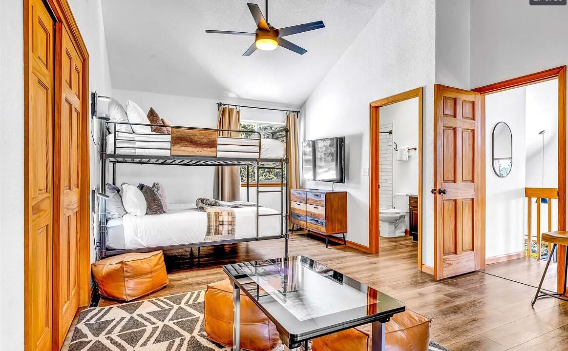 Photo of Bedroom in Valley of the Sun