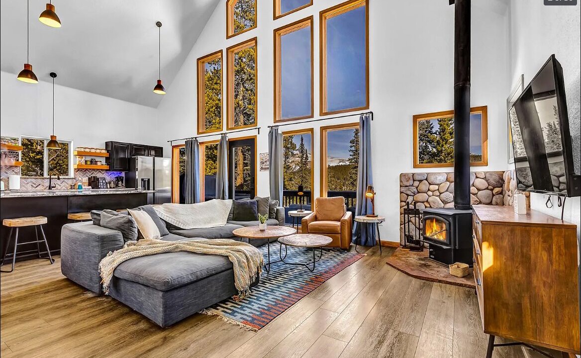 Photo of Livingroom in Valley of the Sun