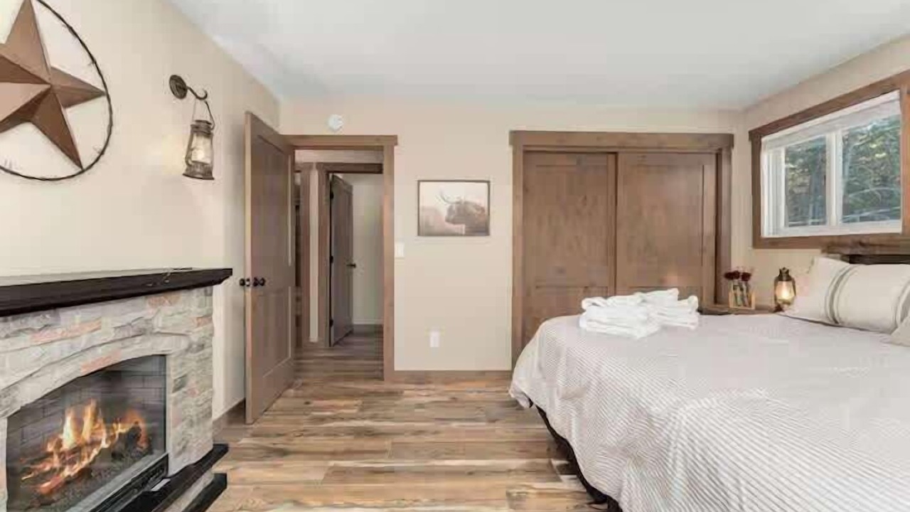 Photo of Livingroom in Pine