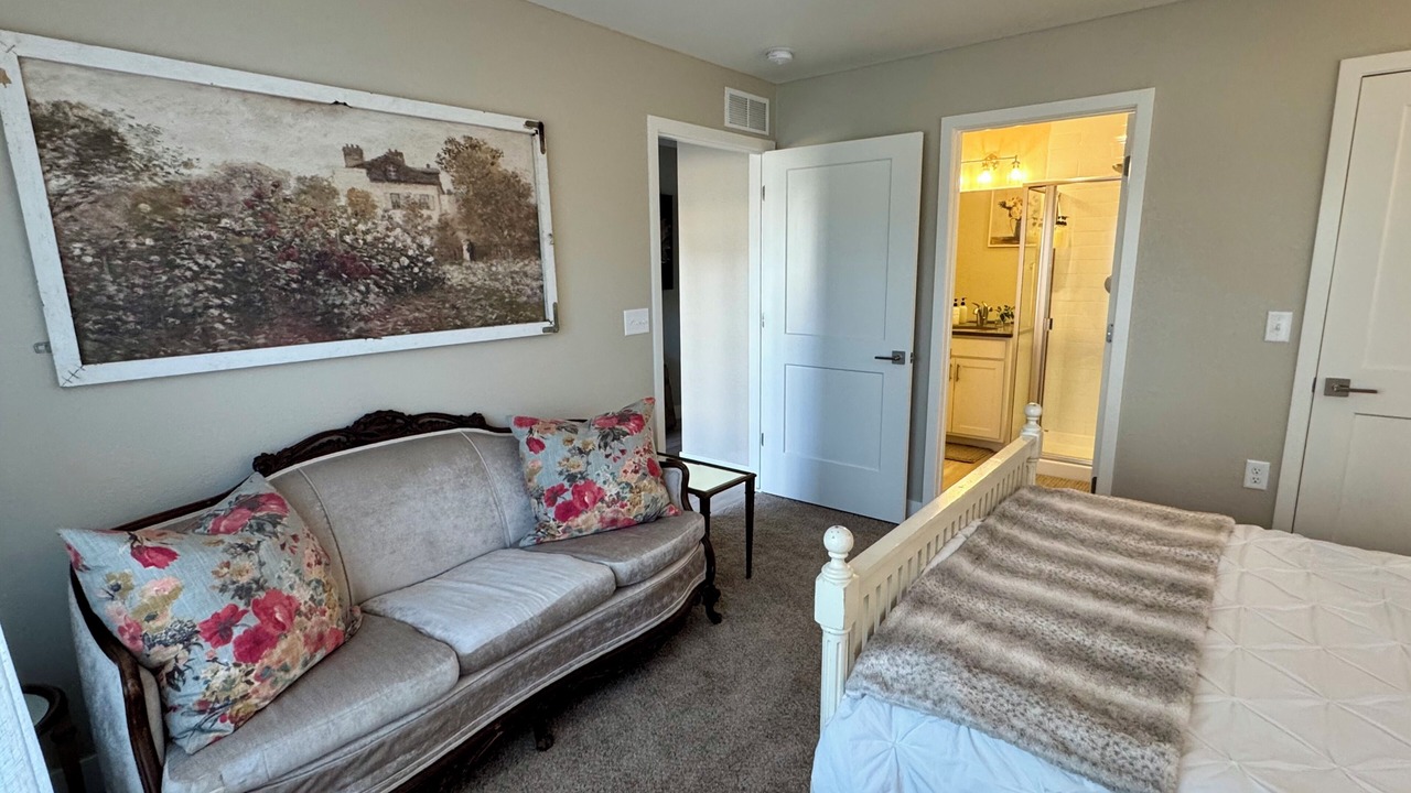 Photo of Bedroom in Lafayette