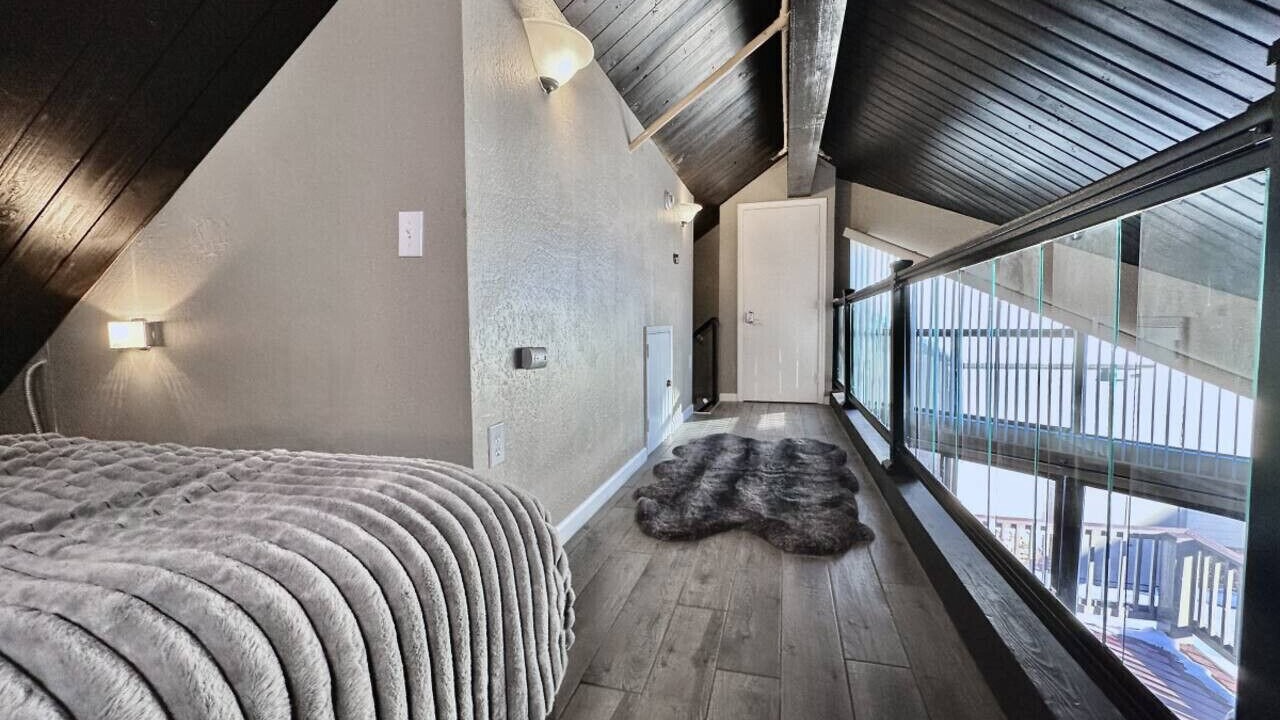 Photo of Bedroom in Tahoe Keys