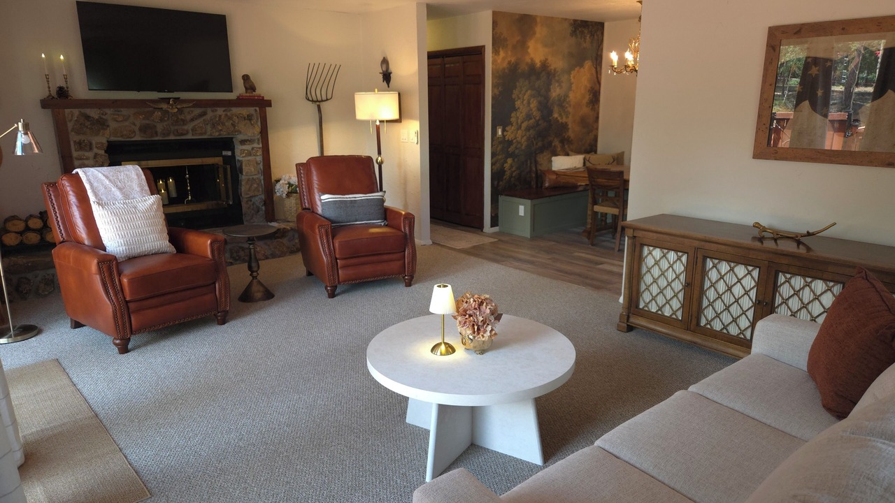 Photo of Livingroom in Spring Valley