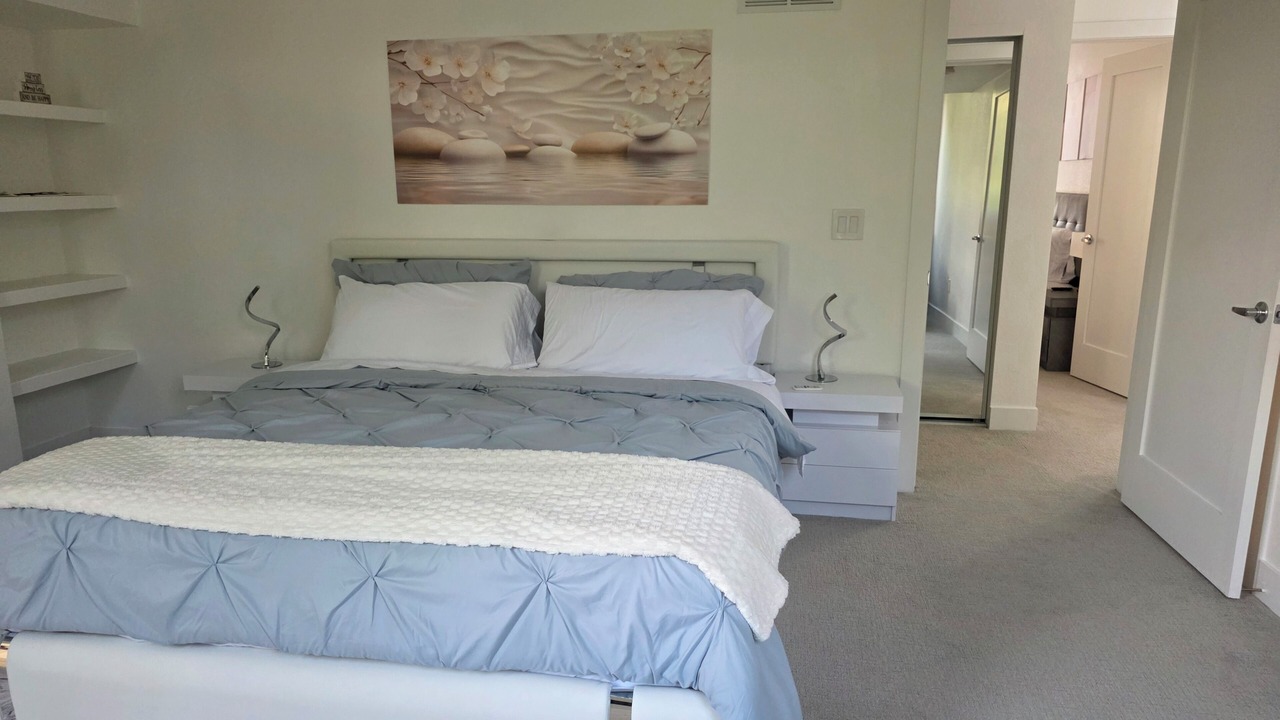 Photo of Bedroom in Roxborough