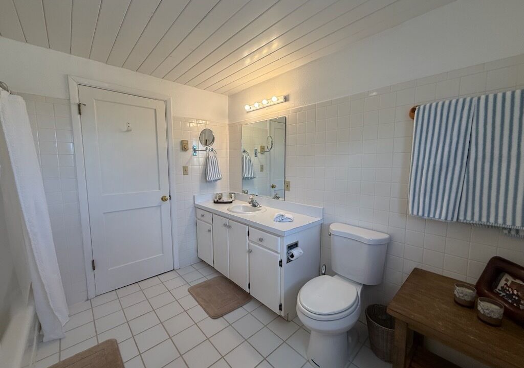 Photo of Bathroom in Marvel