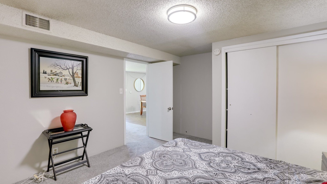 Photo of Bedroom in Columbine Valley