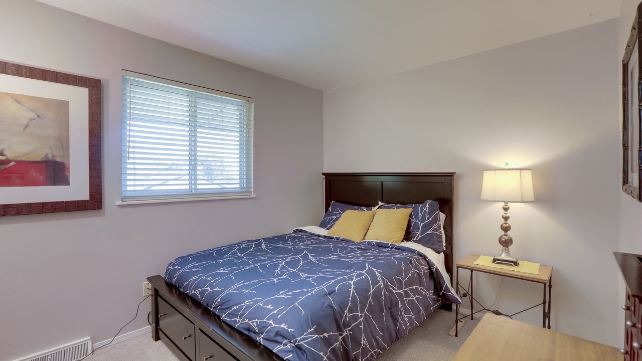 Photo of Bedroom in Columbine Valley