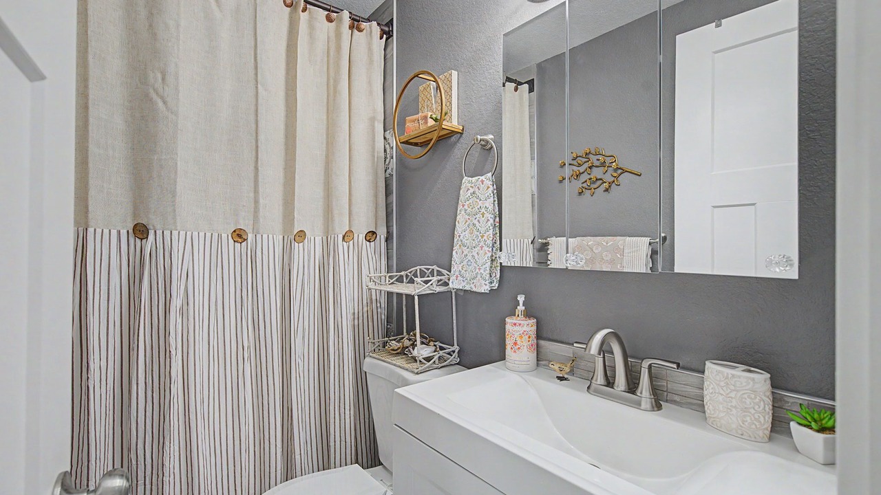 Photo of Bathroom in Rustic Hills