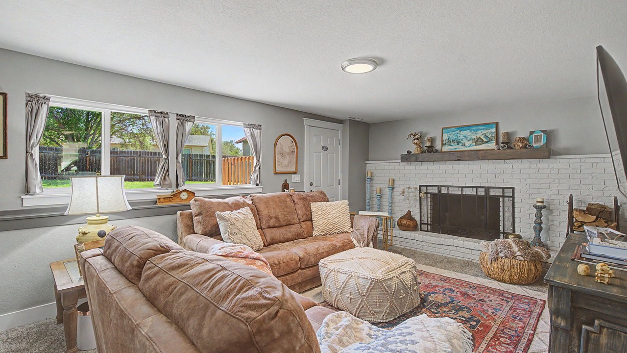 Photo of Livingroom in Rustic Hills