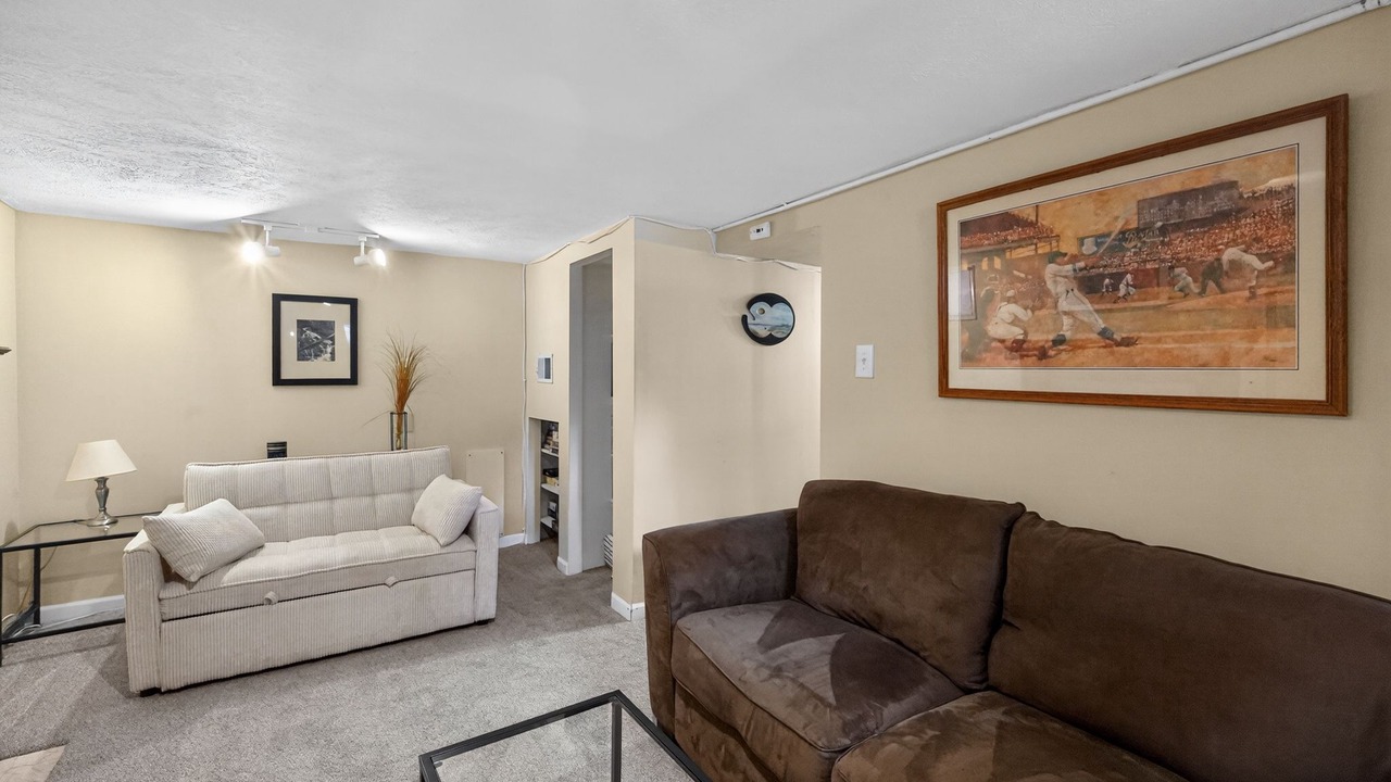 Photo of Livingroom in Washington Park West
