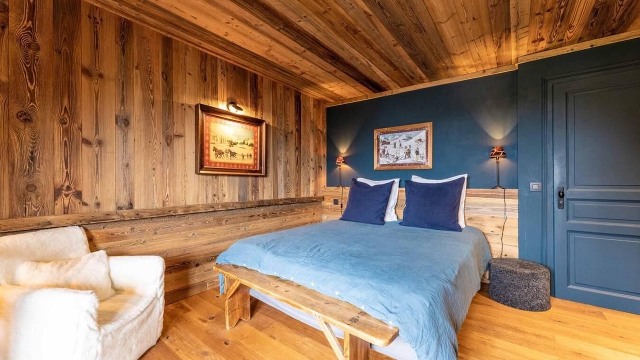 Photo of Bedroom in Demi-Quartier
