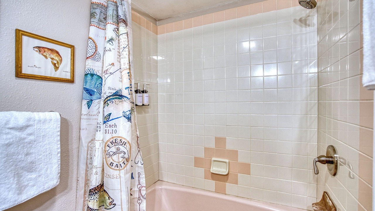 Photo of Bathroom in Lyons
