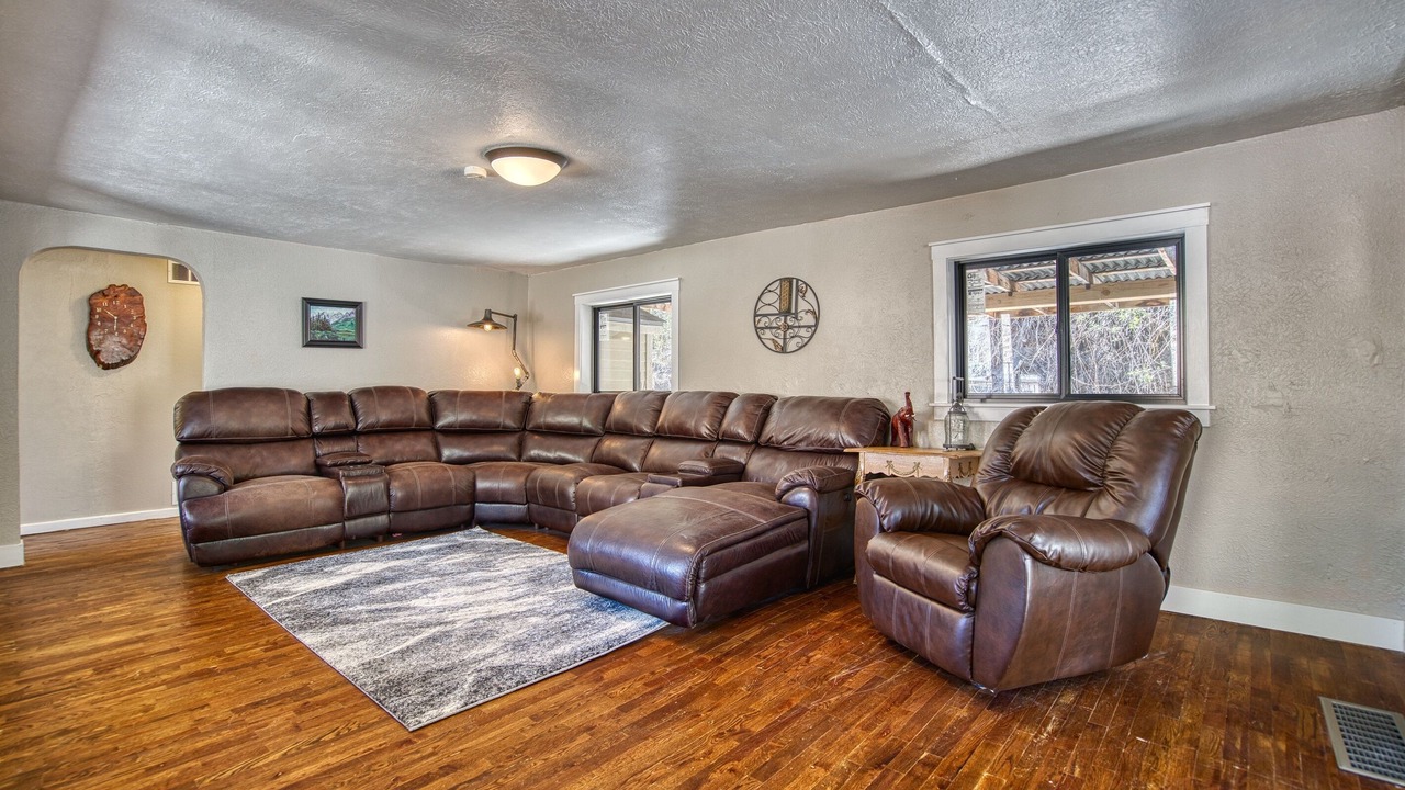 Photo of Livingroom in Lyons