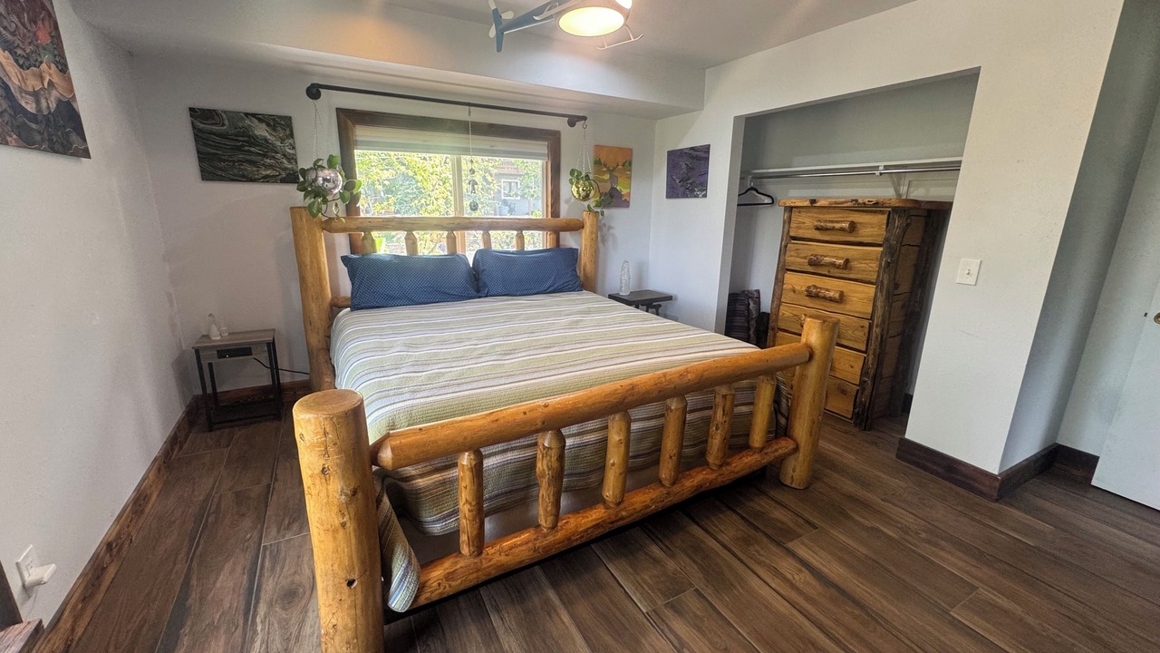 Photo of Bedroom in Kerr Gulch