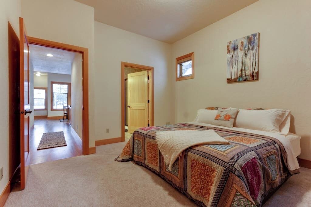 Photo of Bedroom in Dover Bay