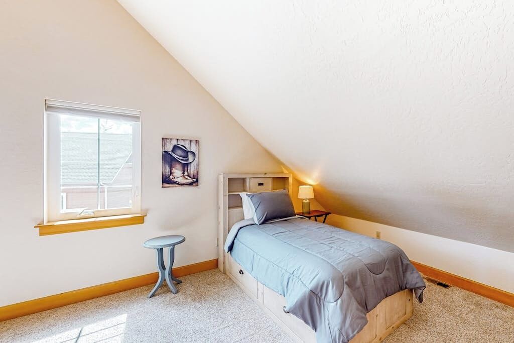Photo of Bedroom in Dover Bay