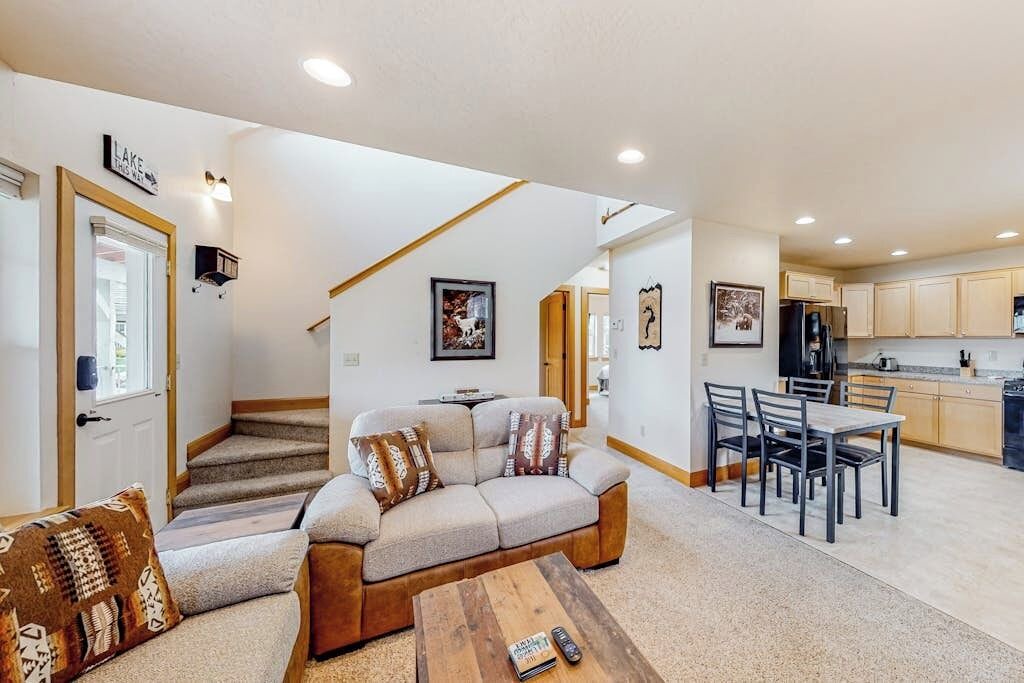 Photo of Livingroom in Dover Bay