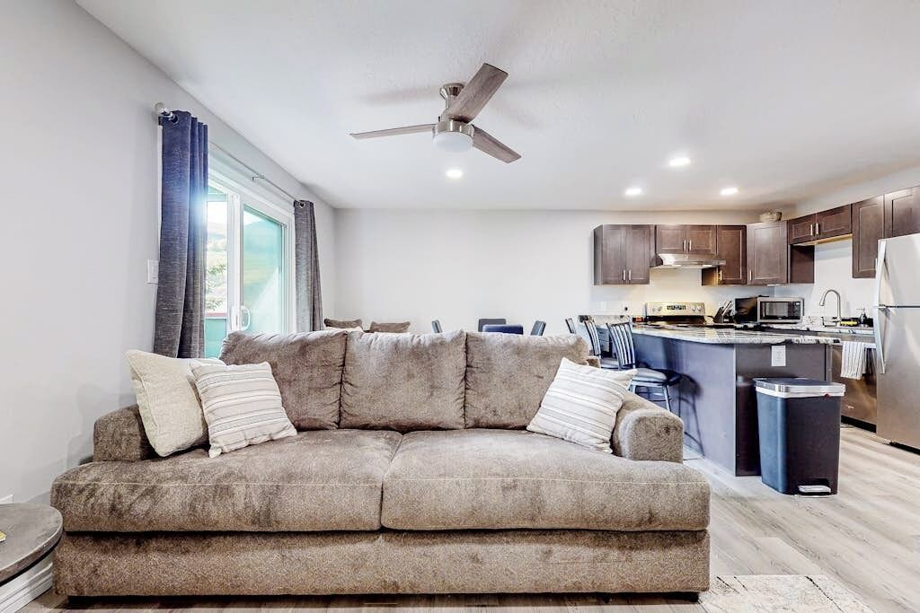 Photo of Livingroom in Dillon