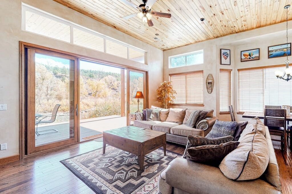 Photo of Livingroom in Pagosa Springs