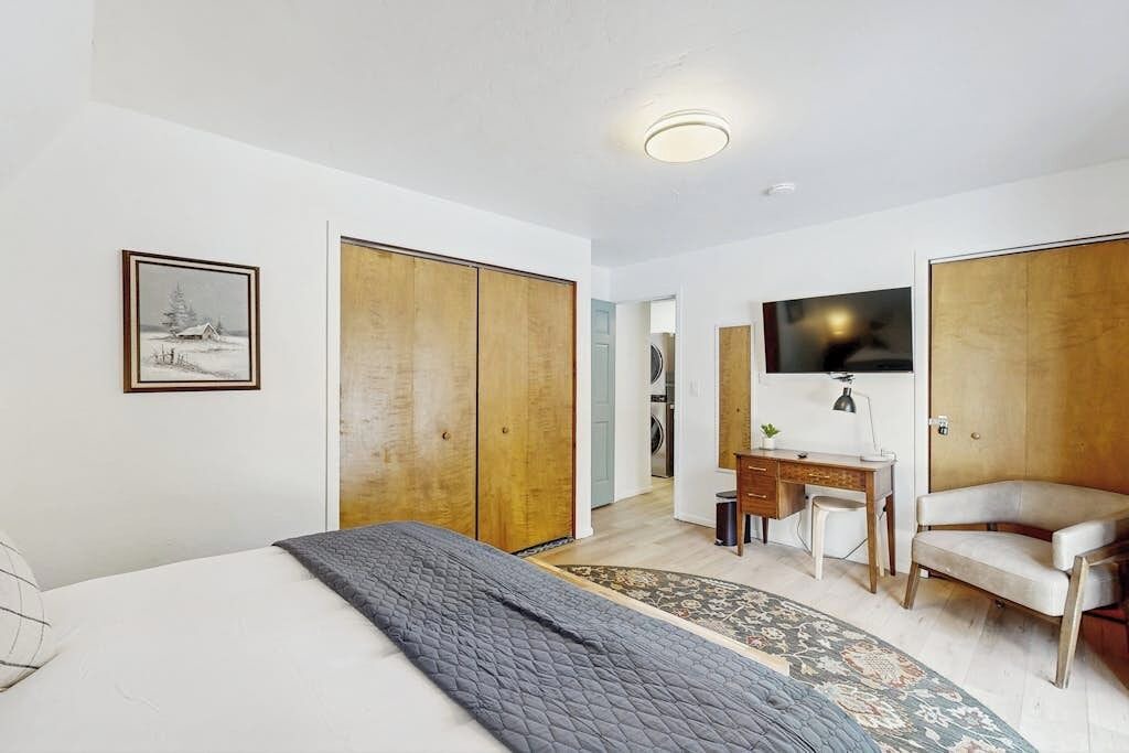 Photo of Bedroom in Blue River