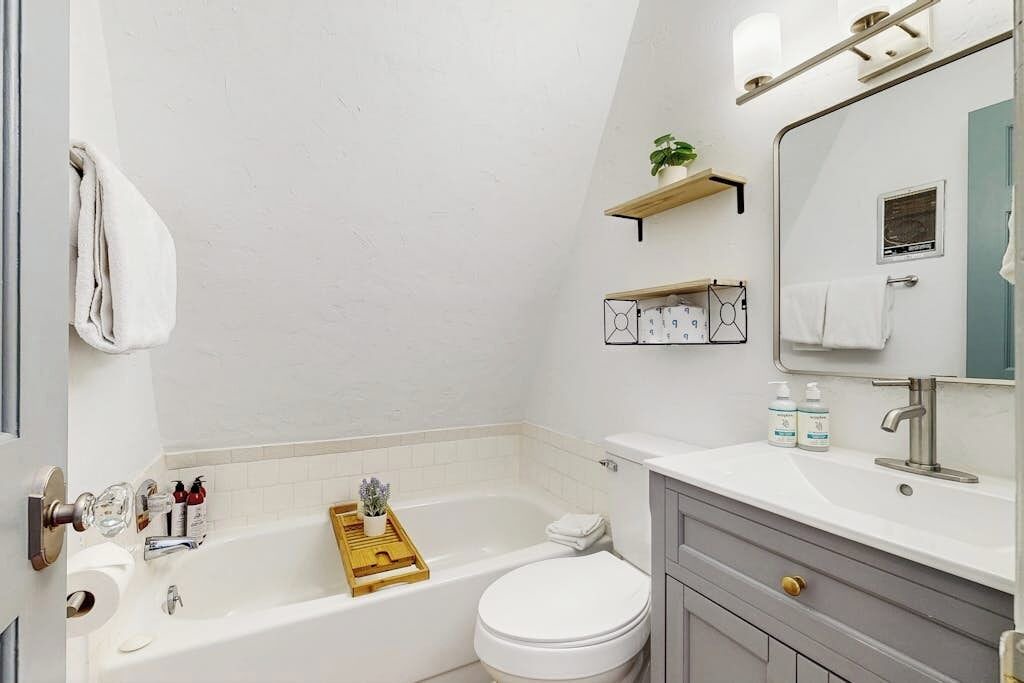 Photo of Bathroom in Blue River