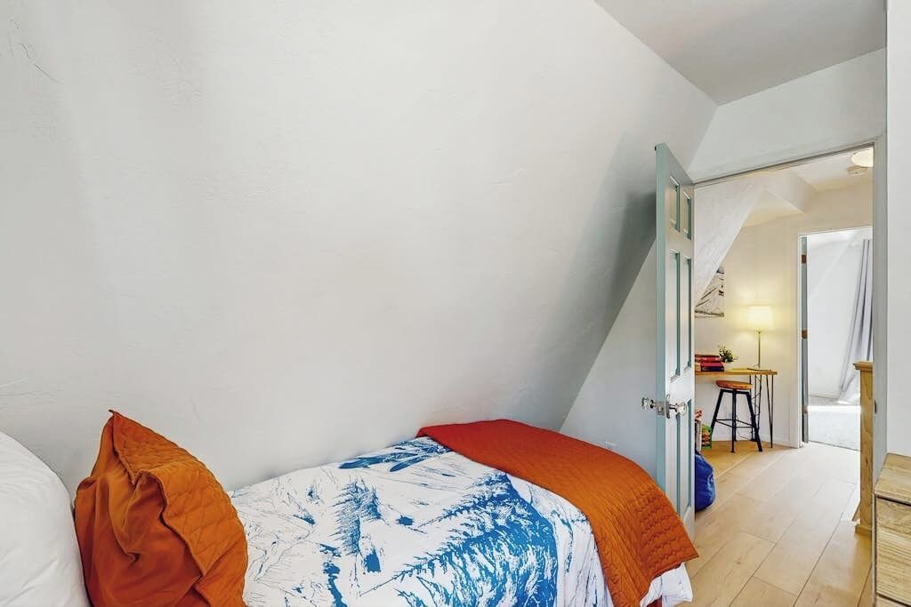 Photo of Bedroom in Blue River