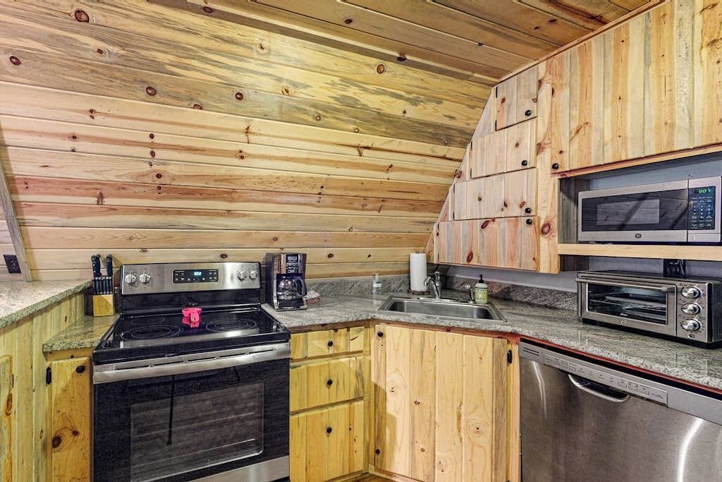 Photo of Kitchen in Ponderosa Pines