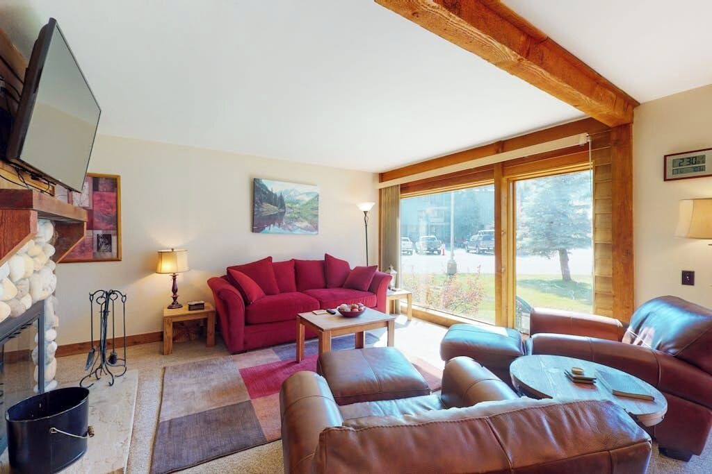 Photo of Livingroom in East Village at Copper