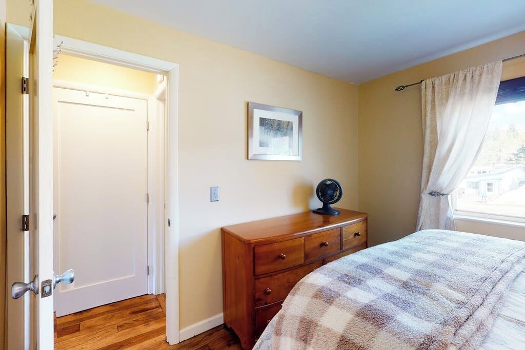Photo of Bedroom in Historic District