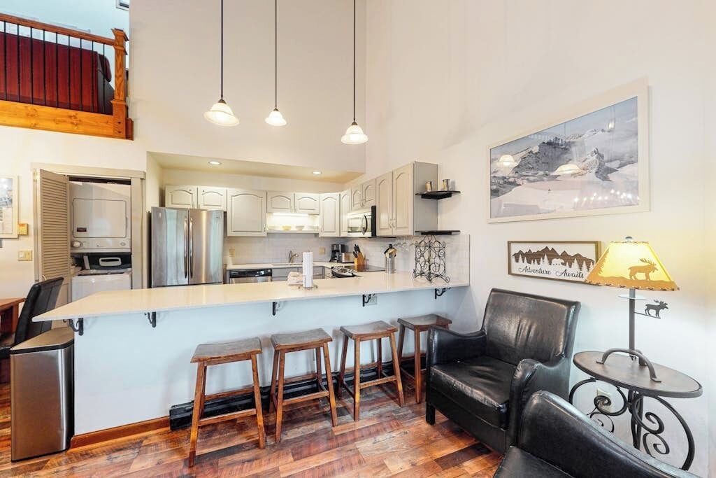 Photo of Kitchen in Four O'Clock