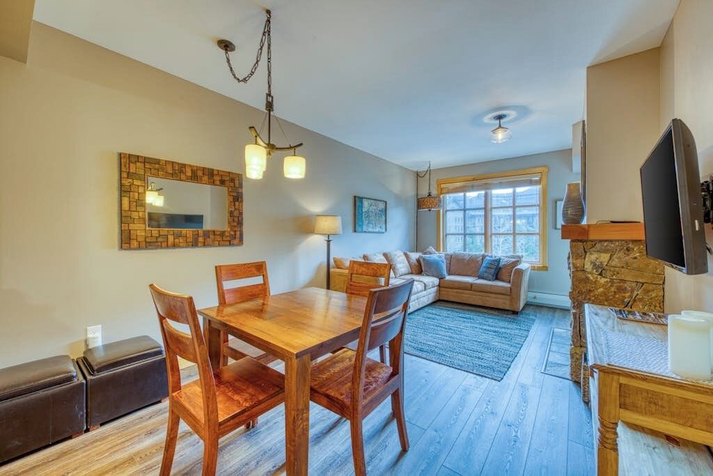 Photo of Livingroom in Copper Mountain Village